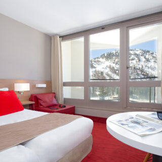 SOWELL HÔTELS Le Pas du Loup ***, Isola 2000