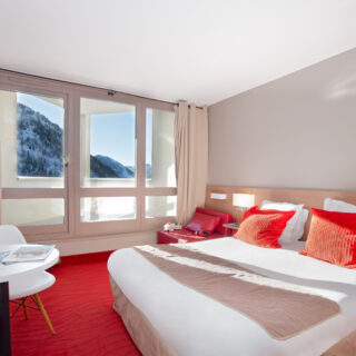 SOWELL HÔTELS Le Pas du Loup ***, Isola 2000