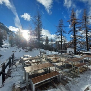 2d7083d2-6169-4a95-82f2-183905203039