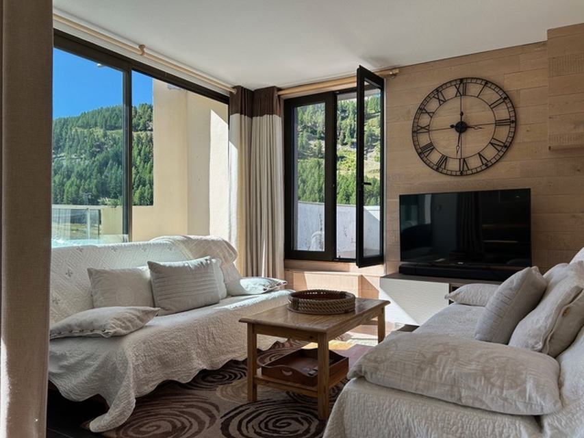 Appartement 4 pièces - 6 personnes - 4*. Isola 2000. Mme Ovadia Corinne