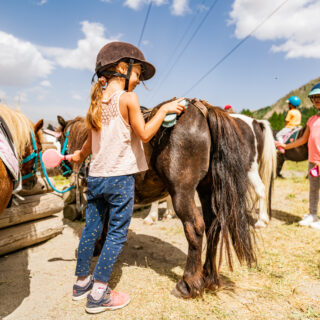 Stage Poney, Poneys Activités FaIicon, stages d'été d'Isola 2000