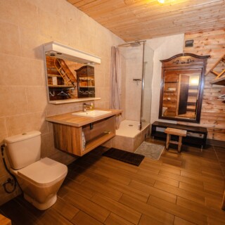 Le refuge, logement insolite, Isola 2000